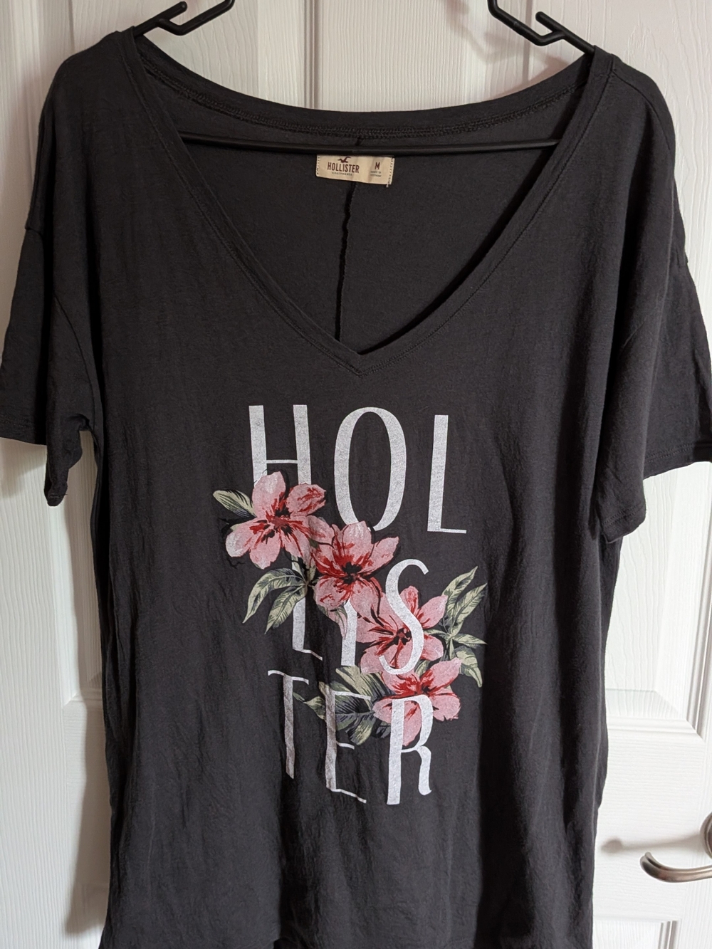 Hollister Black V-Neck Floral Logo Tee